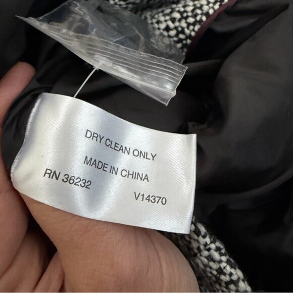 NWT Gallery tweed Hooded Wool-Blend Walker Coat black white print sz L - Picture 10 of 10